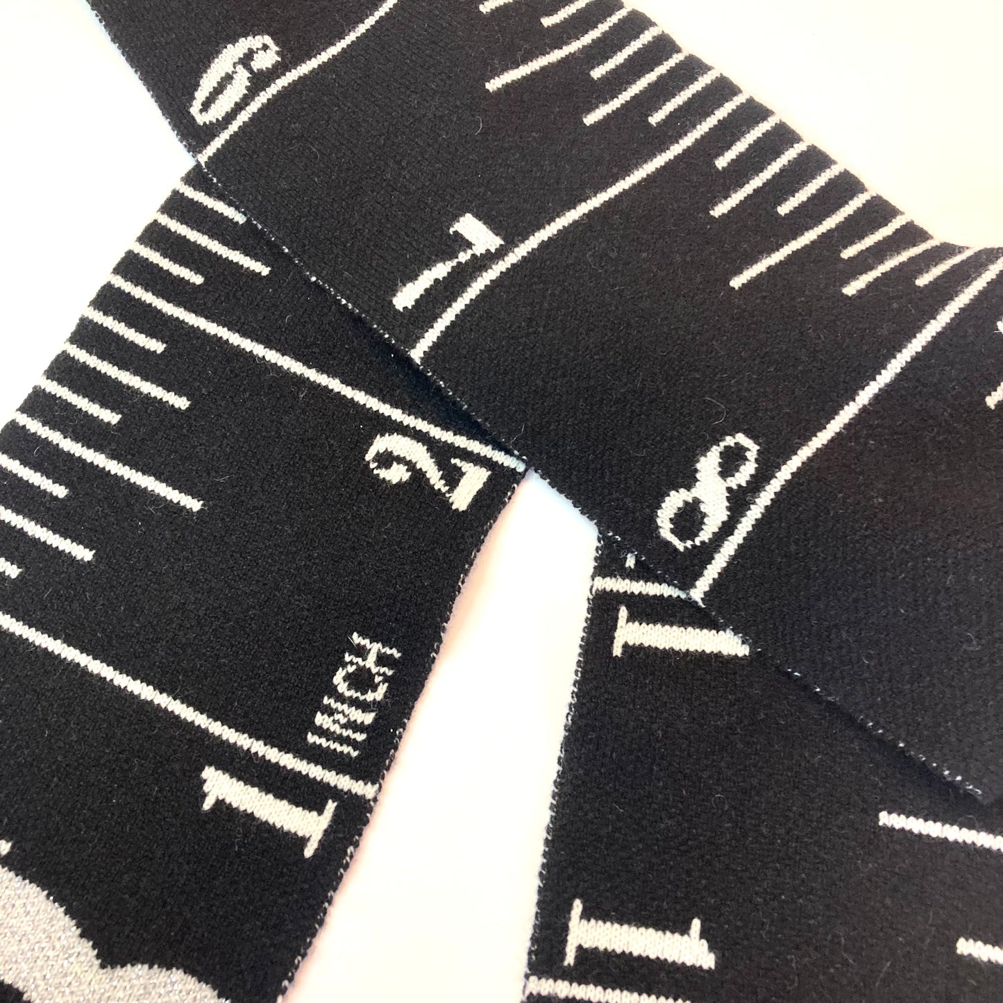 Tape Measure scarf - BLACK n WHITE