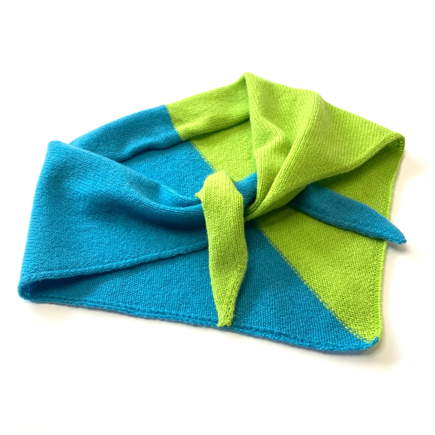 Triangle scarf - half'n'half