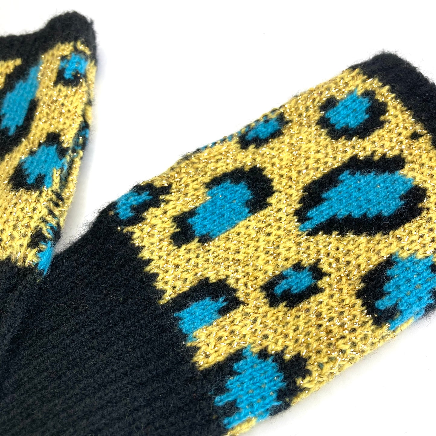 Leopard wrist warmers (sample)