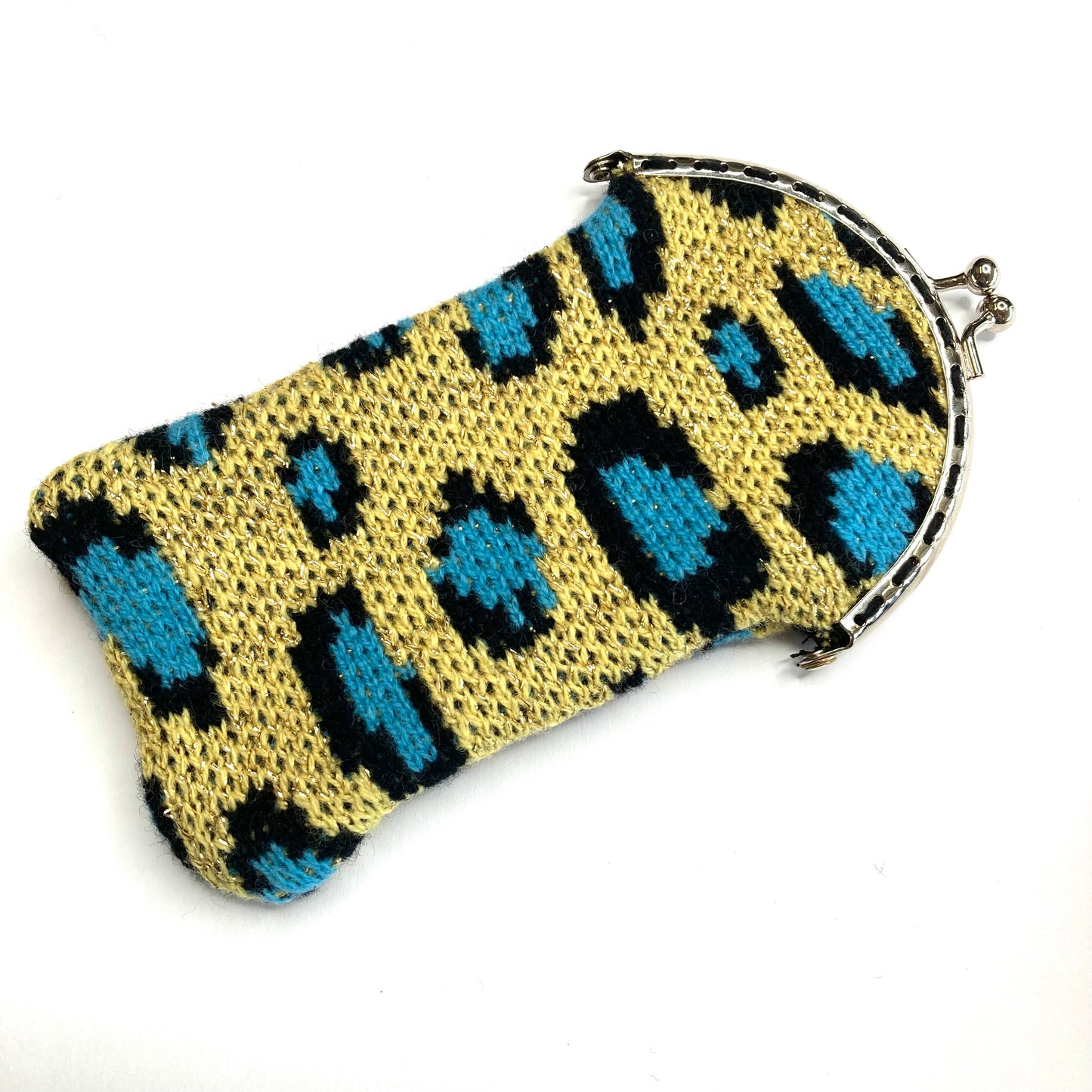 Fancy pouch (sample)